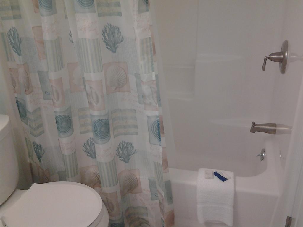 Surf & Sand Beach Motel South Yarmouth Bilik gambar